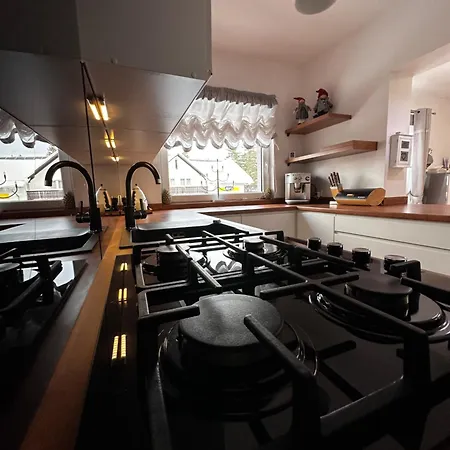 Alcatraz Z Jacuzzi Aparthotel 4*